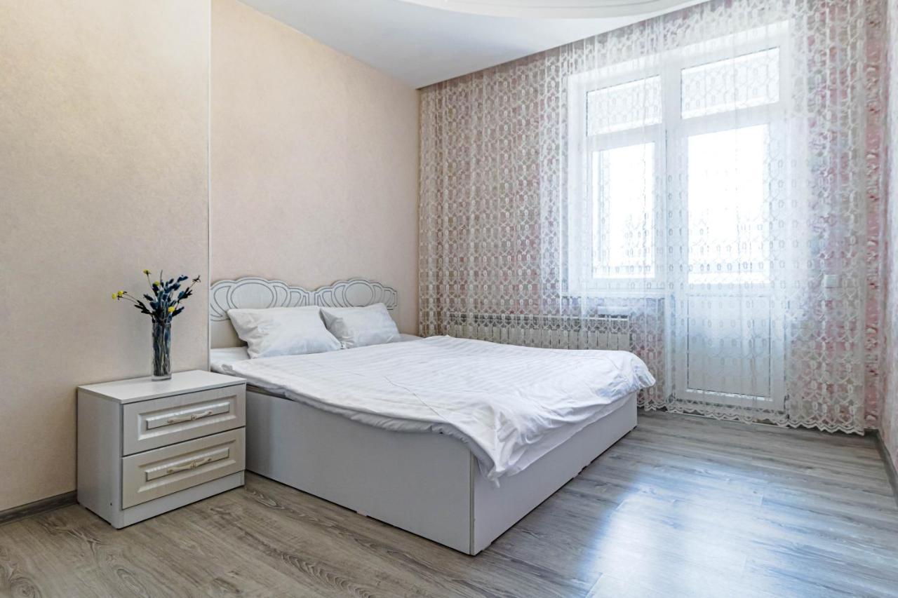 Apartments Lux 53/141 アスターナ エクステリア 写真