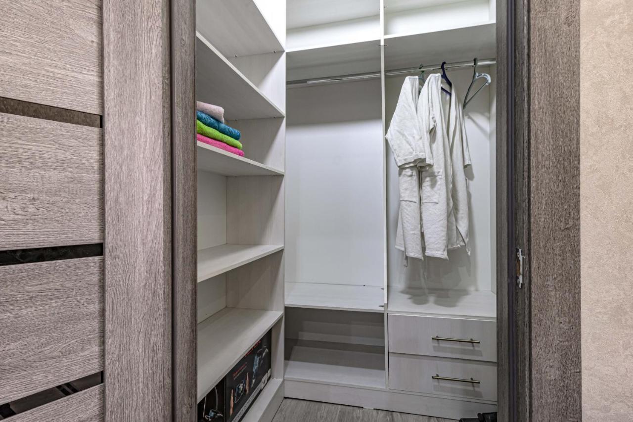 Apartments Lux 53/141 アスターナ エクステリア 写真